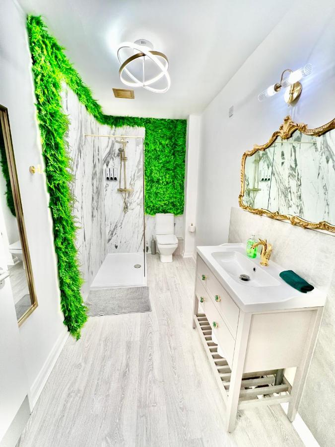 Winter Gardens Owners Suite Μπλάκπουλ Εξωτερικό φωτογραφία
