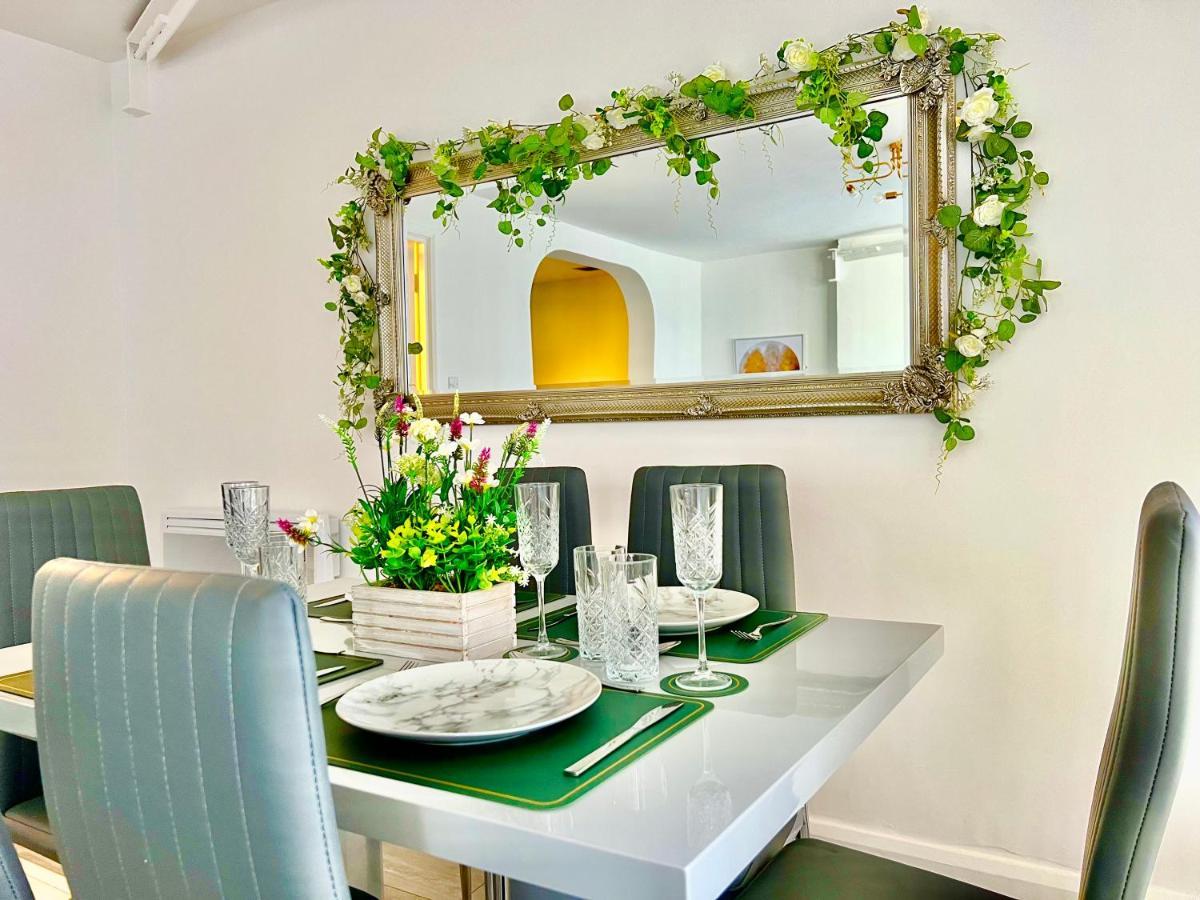 Winter Gardens Owners Suite Μπλάκπουλ Εξωτερικό φωτογραφία